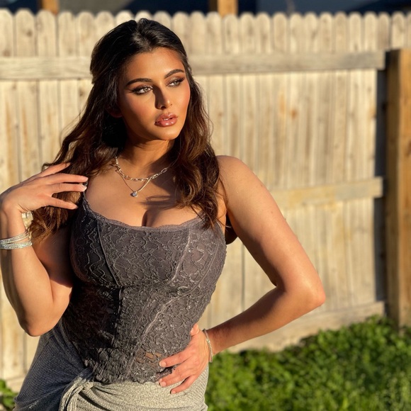 Meet your Posher, Monika - Picture 12 of 13